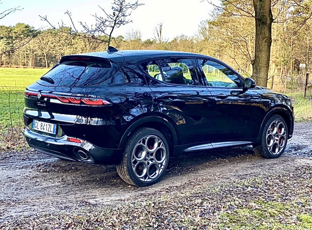 Menstyle Road Test Alfa Romeo Tonale Plug In Hybrid Q Menstyle